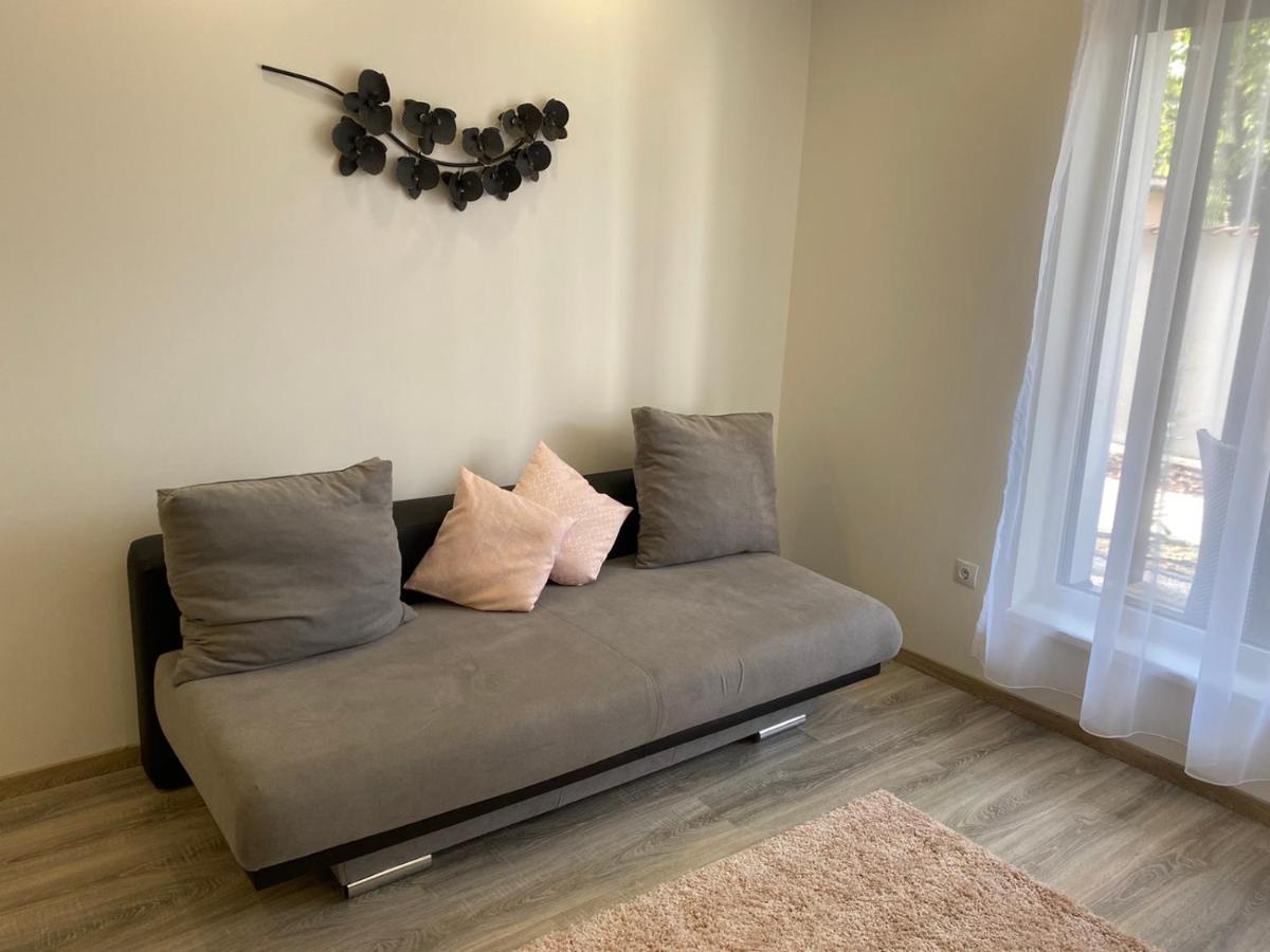 Oasis Apartman Hajdúszoboszló Buitenkant foto
