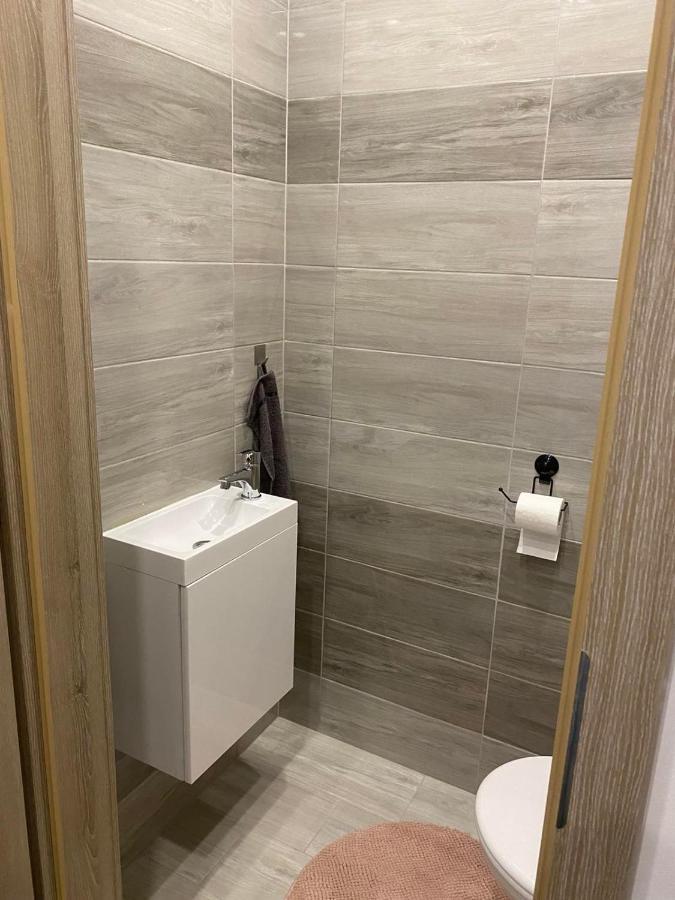 Oasis Apartman Hajdúszoboszló Buitenkant foto